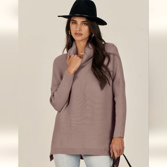 NWT Ribbed Oversized Turtleneck Sweater - Picture 1 of 3